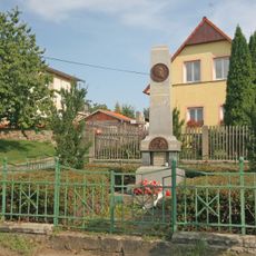 Pomník padlým 1914 - 1918 v Šestajovicích u Jaroměře
