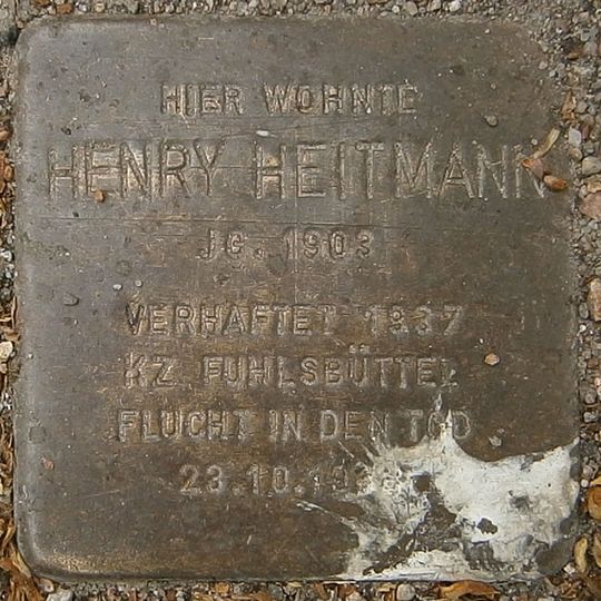 Stolperstein en memoria de Henry Heitmann