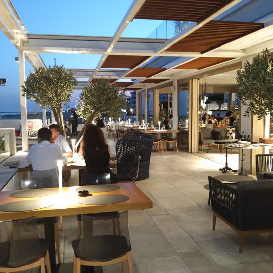 Vecchia Costiera - Trattoria Moderna & Pizzeria