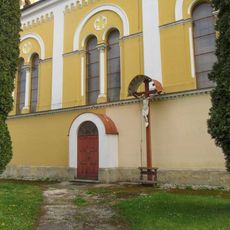 Dřevěný kříž v Náměšti na Hané u kostela