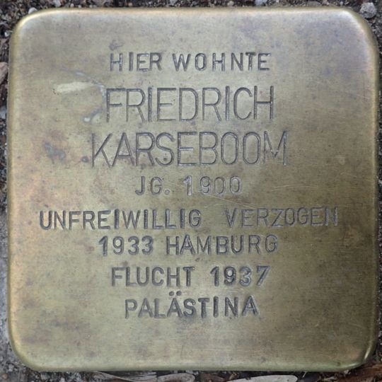 Stolperstein en memoria de Friedrich Karseboom
