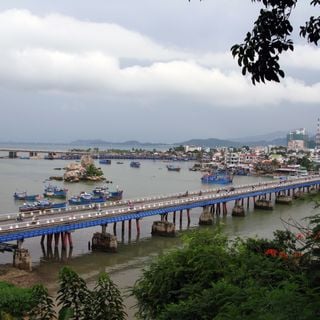 Xom Bong Bridge