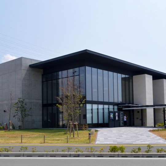 Takasago City Library
