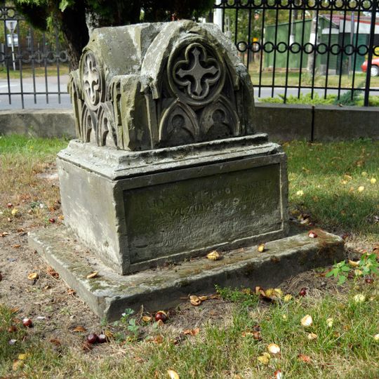 Cmentarz przykościelny w Sobikowie