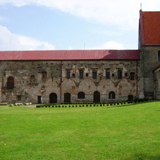 Skrzydło klasztorne opactwa cystersów w Koprzywnicy