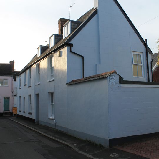 1 and 2, Monmouth Street