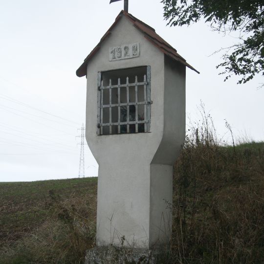 Výklenková kaplička u Stříteže