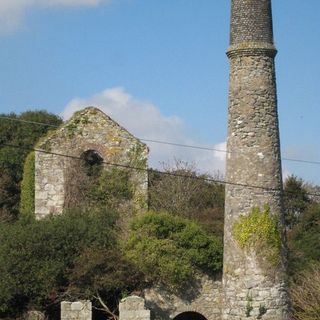 Detached Chimney At Sw595290, Wheal Grey