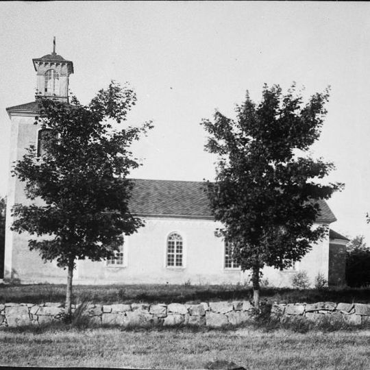Trästena Church