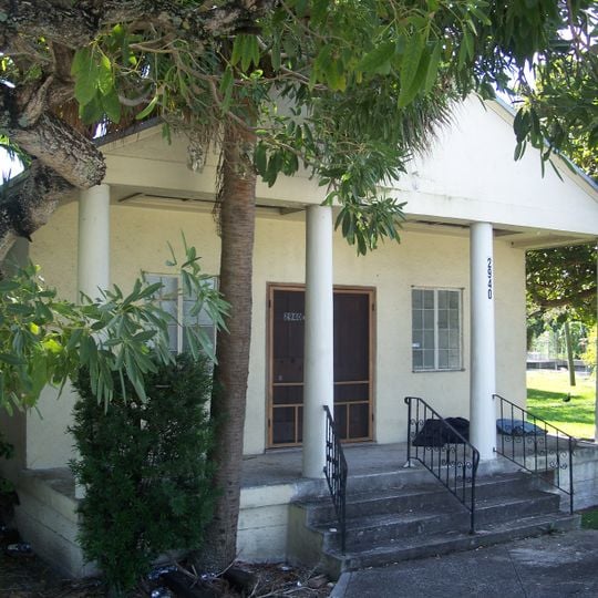 Hollywood Garden Club