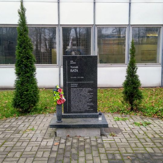 Pomník letecké havárie Tomáše Bati