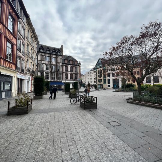 Place de la Pucelle