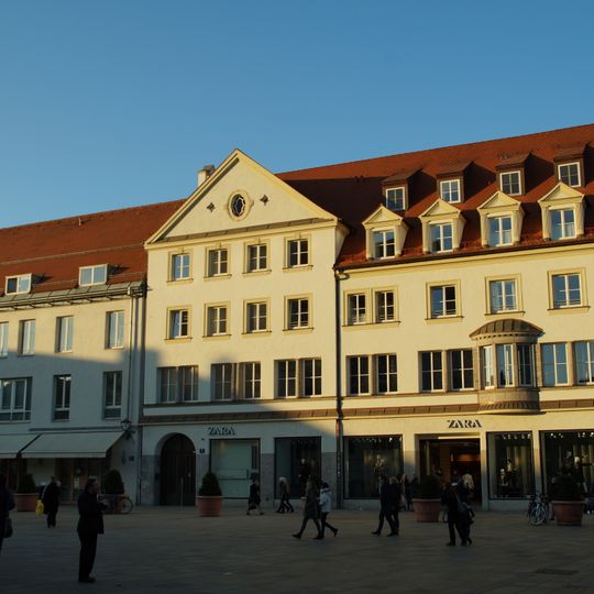 Reststücke des Vorgängerbaus von 1539