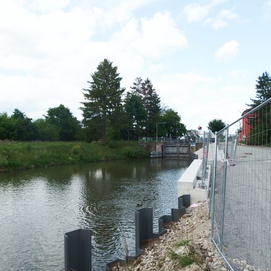 Plavební komora Veselí nad Moravou