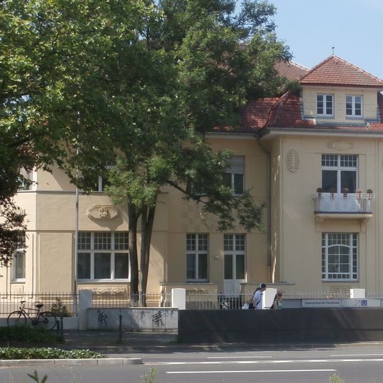 Willy-Brandt-Allee 16