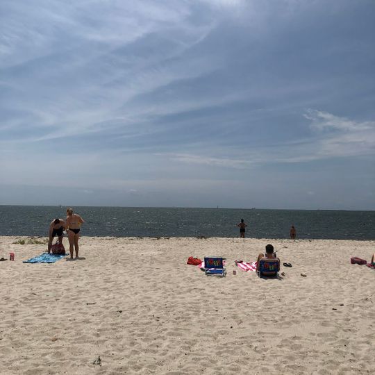 Kalmus Park Beach