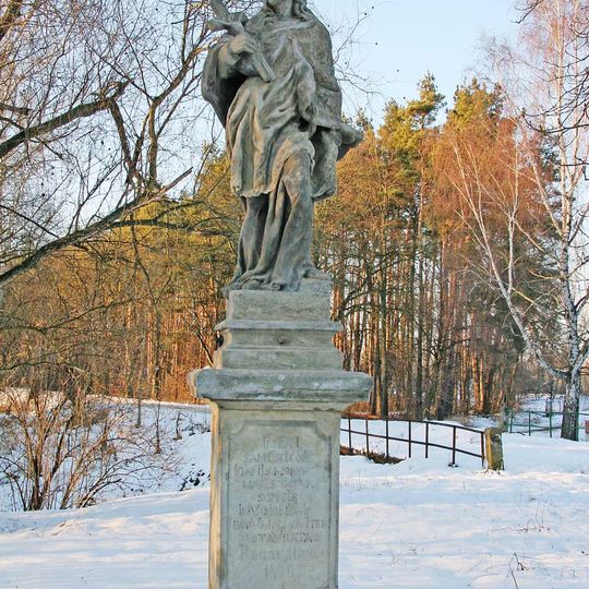 Socha svatého Jana Nepomuckého u mlýnů v Lázních Bohdaneč
