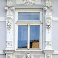 Mírové náměstí 15