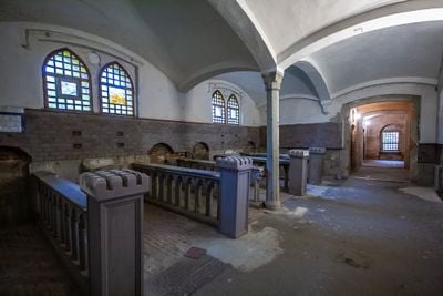 Interior 1