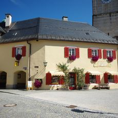 Ehemalige Stallmeisterei, jetzt Wohn- und Geschäftshaus