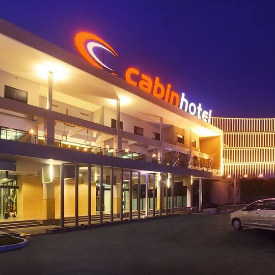 Cabin Hotel