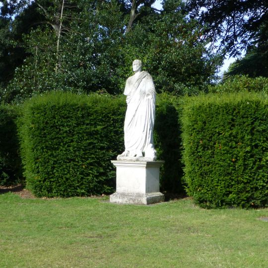 Three Male Statues From Hadrian's Villa In Chiswick Park