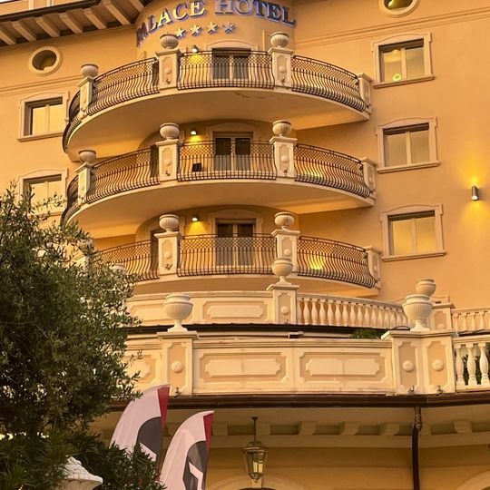 Hotel Palace