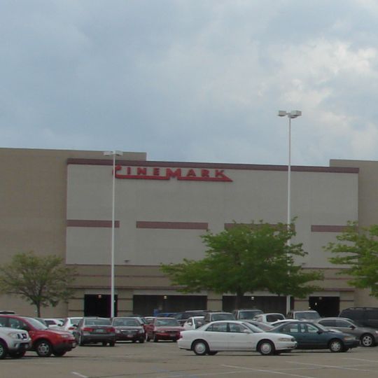 Cinemark 16