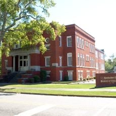 Eleventh Street School