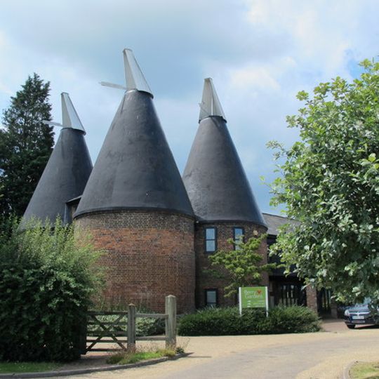 Oasthouse Approximately 5 Metres East Of Tatlingbury Farmhouse