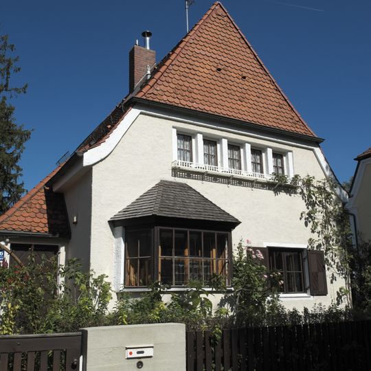 Marschnerstraße 26