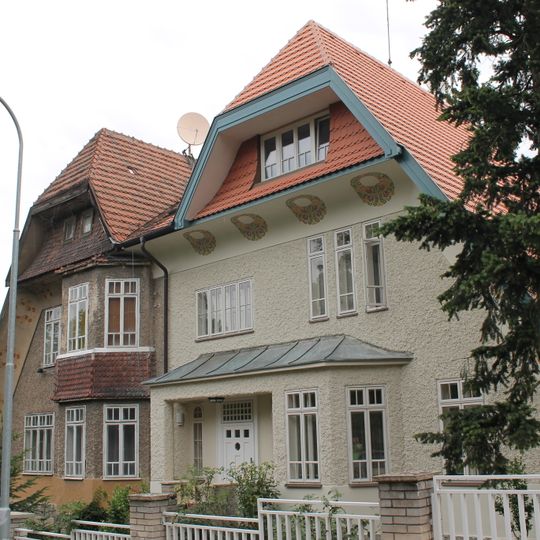 Villas Krondlova 20-22