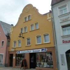 Wohnhaus in geschlossener Bebauung Ziegenbalgplatz 2