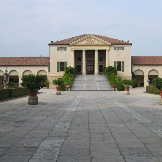 Villa Emo