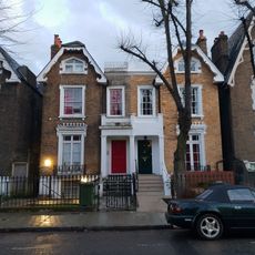 27 And 29, Lorn Road Sw9