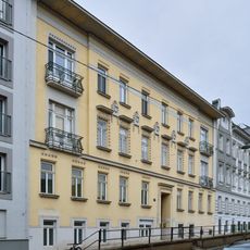 Miethäuser Einwanggasse 23/25