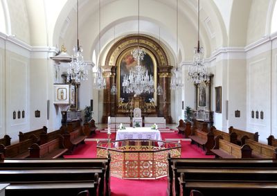 Interior 0