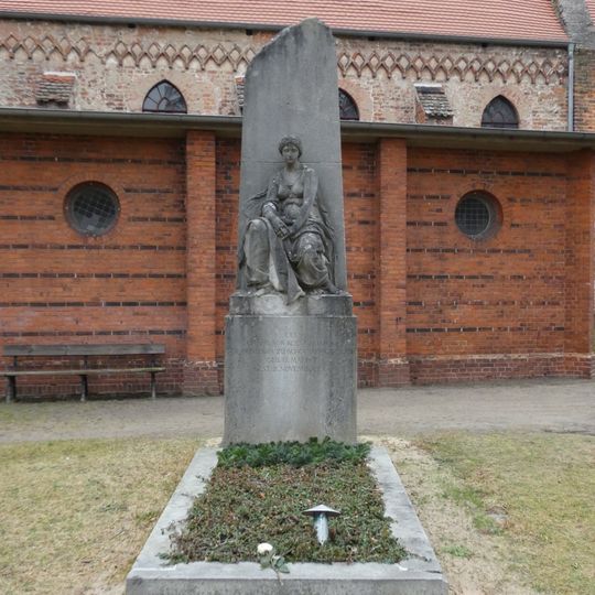 Grabmal von Lily Gräfin von Koenigsmarck