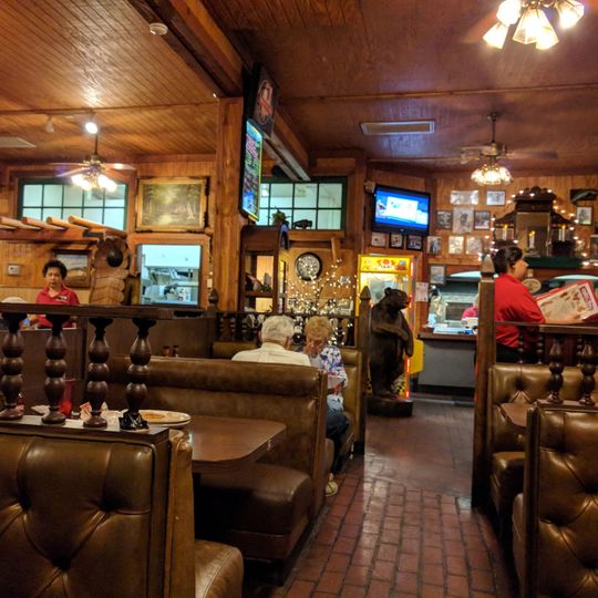 Chris & Pitts BBQ Restaurant
