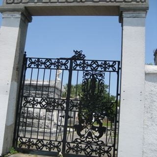 Odd Fellows Rest Cemetery