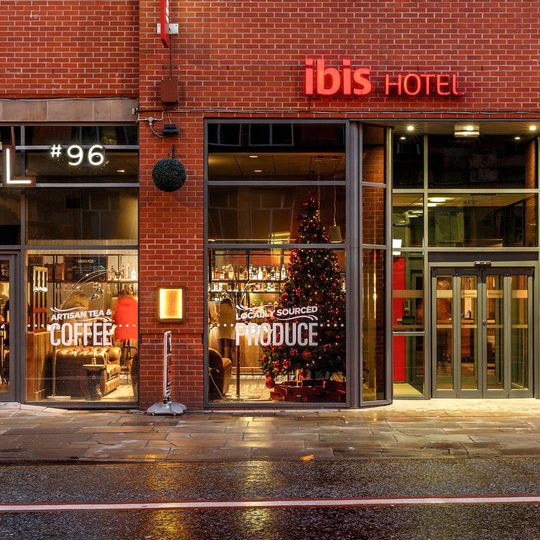 Ibis Manchester Centre 96 Portland Street