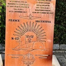 Stèle d'Hommage aux victimes du sous-marin San Juan