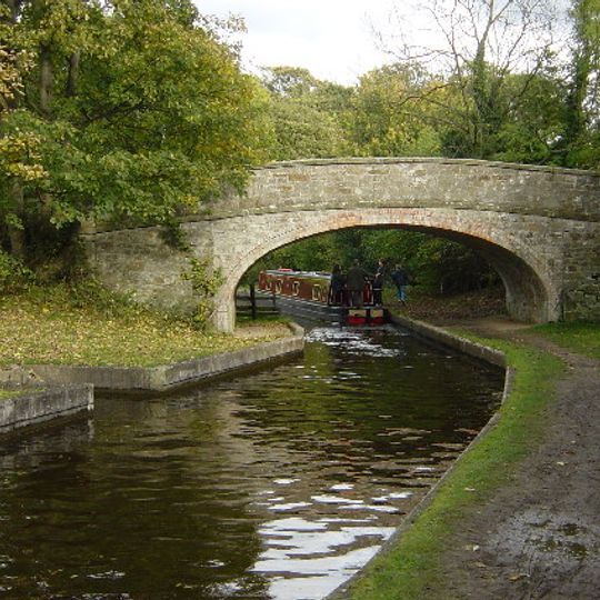 Bridge No. 35 over Llangollen canal near Plas-yn-pentre