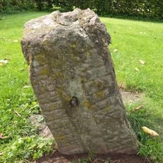 Danmarks runeindskrifter 352