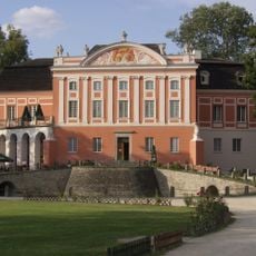 Zamek, następnie pałac