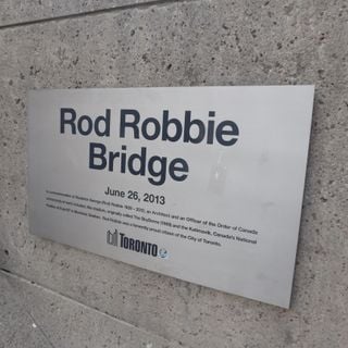Rod Robbie Bridge