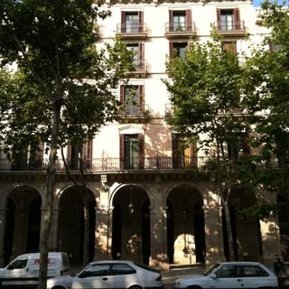 Building in pg. Picasso, 14