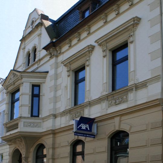 Wilhelm-Niessen-Straße 9