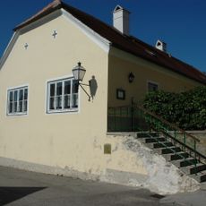 Wohn- und Kanzleitrakt des Pfarrhofes