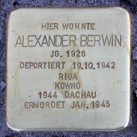 Stolperstein en memoria de Alexander Berwin